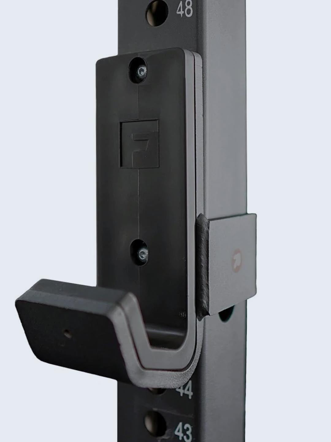 MyRack J-Hooks Pro